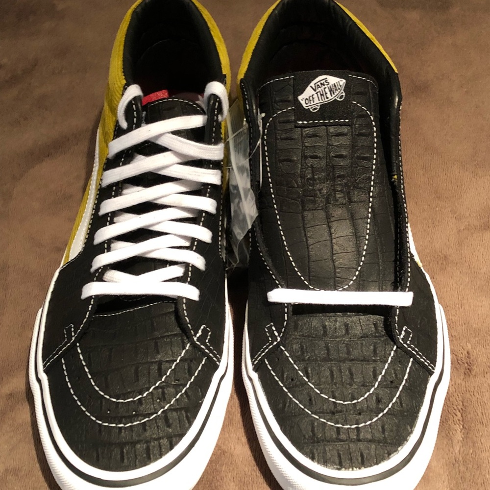 Supreme x Vans Sk8 hi